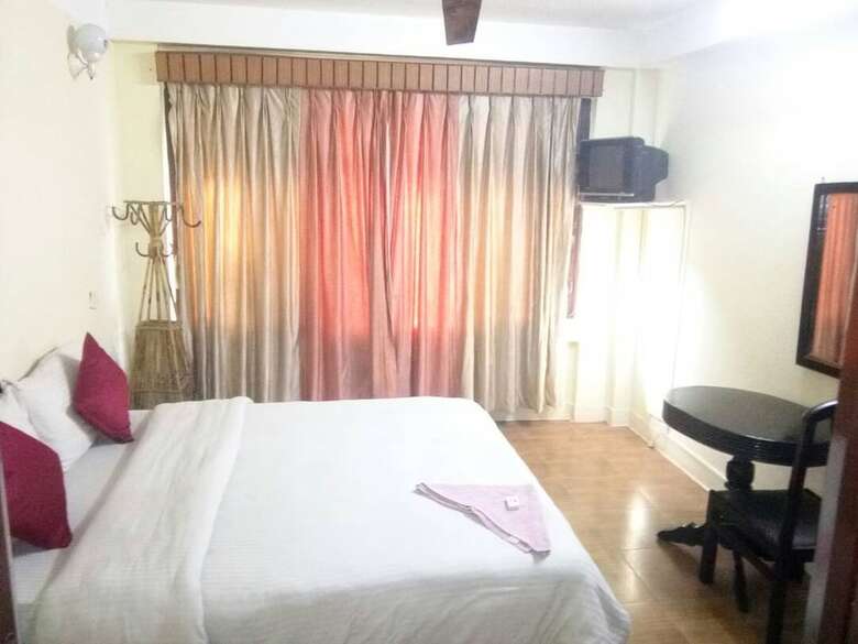 Hotel Everest Mount Holiday