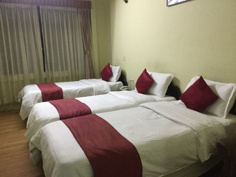 Hotel Everest Mount Holiday
