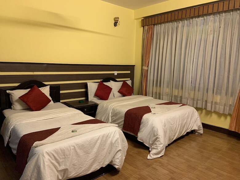 Hotel Everest Mount Holiday