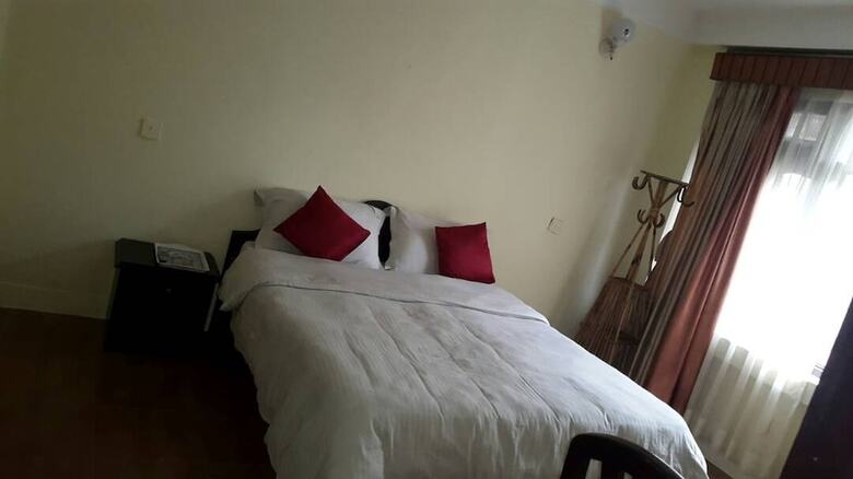 Hotel Everest Mount Holiday