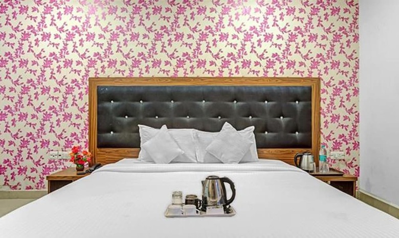 Fabhotel Olive Residency Inn