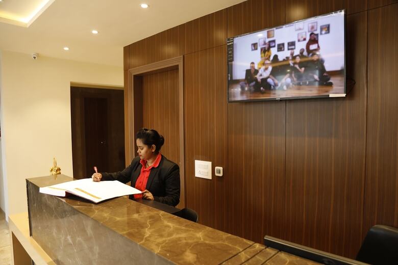 Hotel The Royal Vista