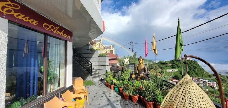 Hotel Casa Arhan Luxury Mussoorie Homestay