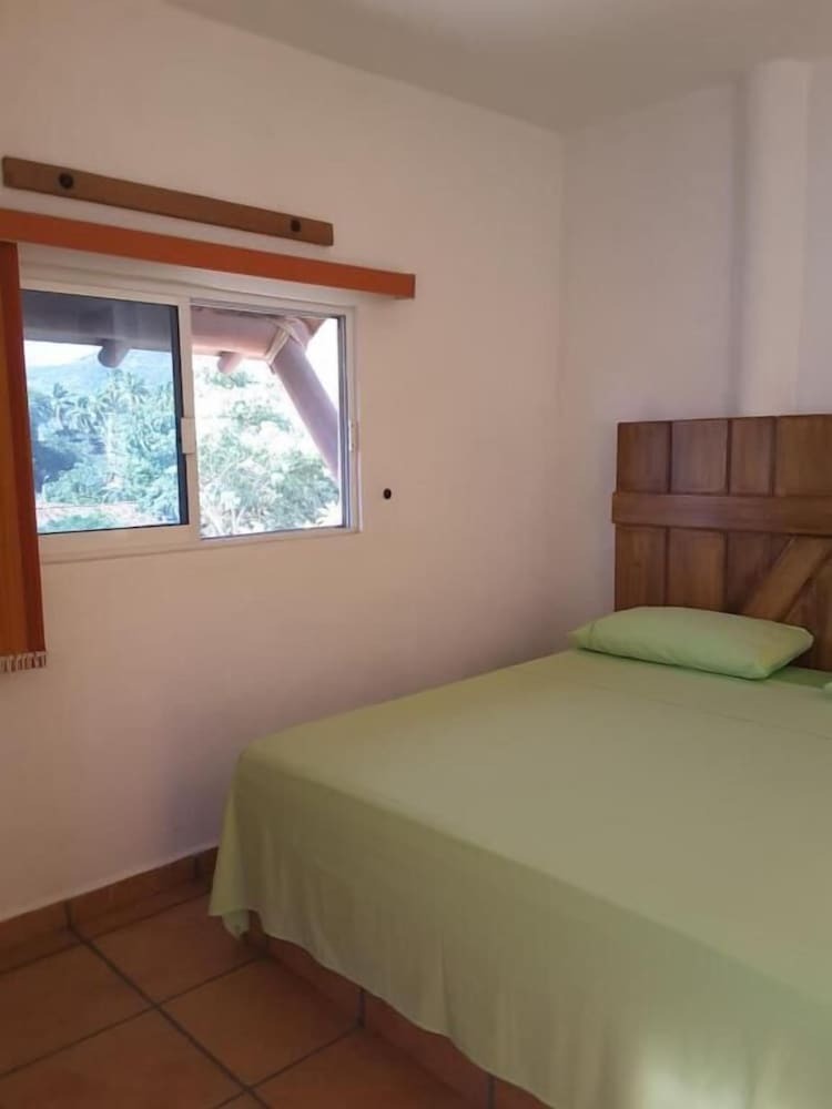 Bm Zihua Casa De Hu�spedes