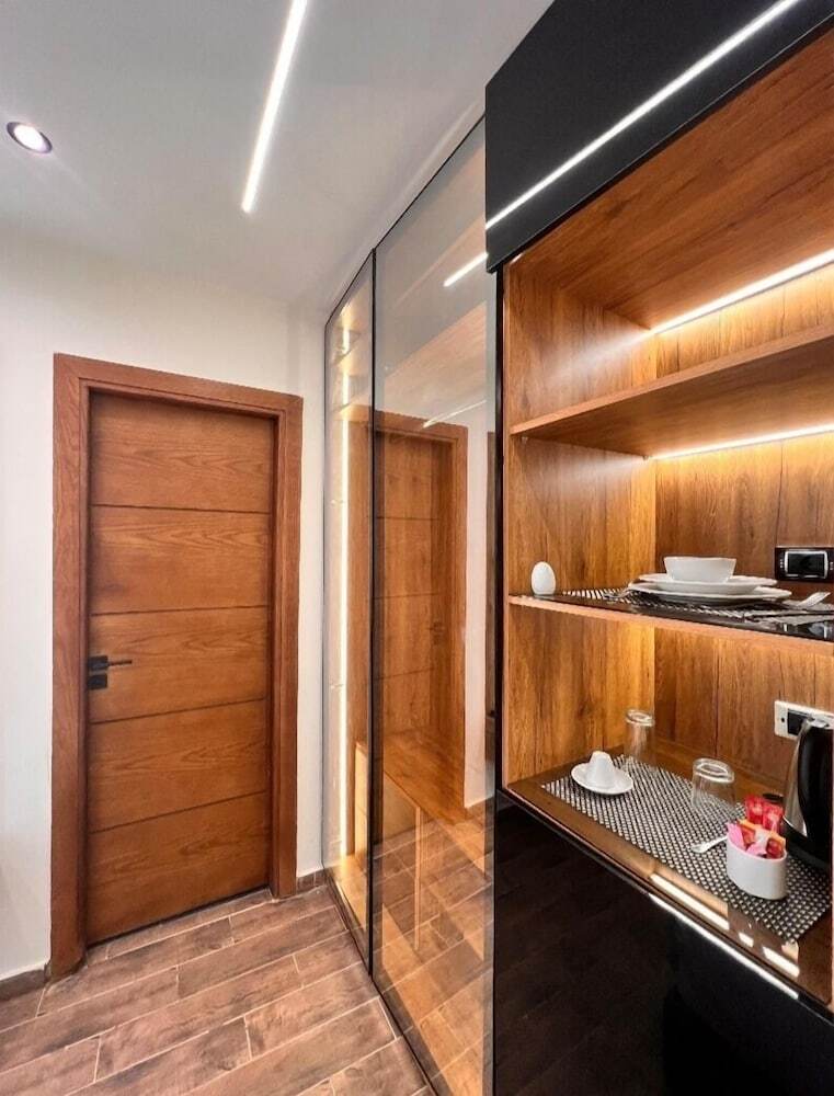 Elite Motel