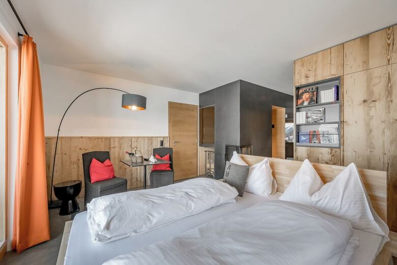 Mondschein Hotel And Chalet