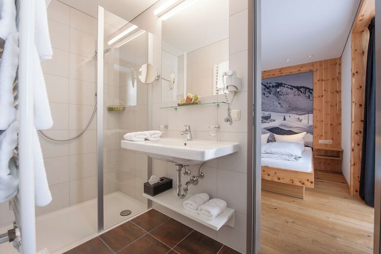 Mondschein Hotel And Chalet