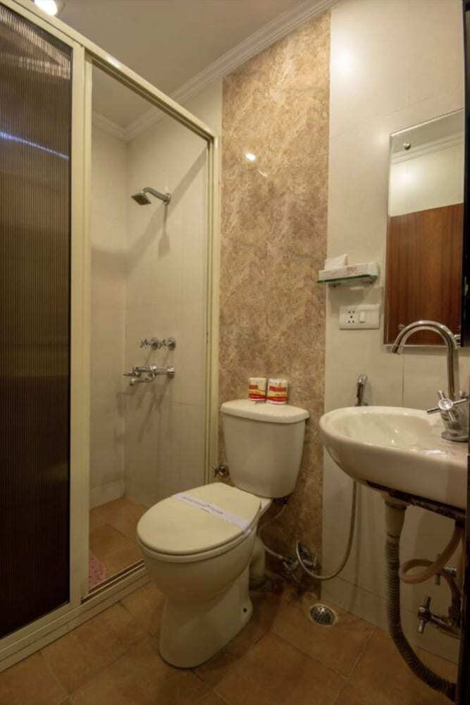 Hotel The Aster New Delhi