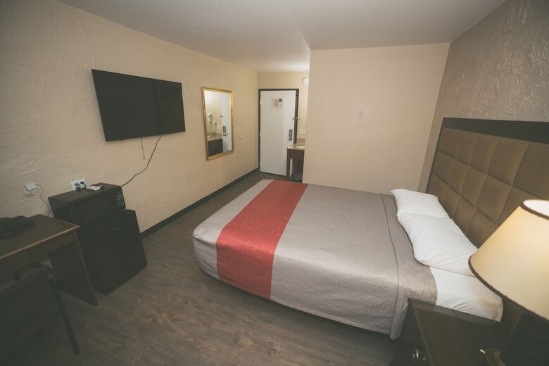 Motel Economy Inn
