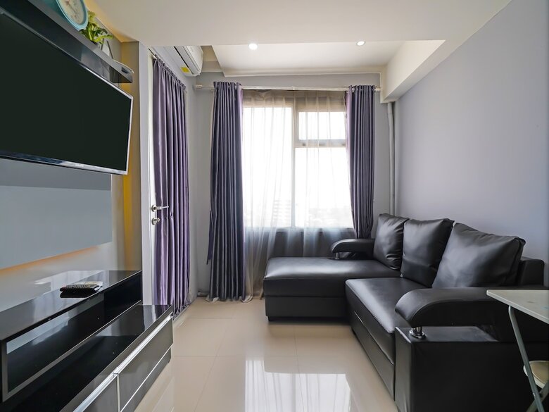 Hotel Oyo Life 92649 Jarrdin Apartment By Glory