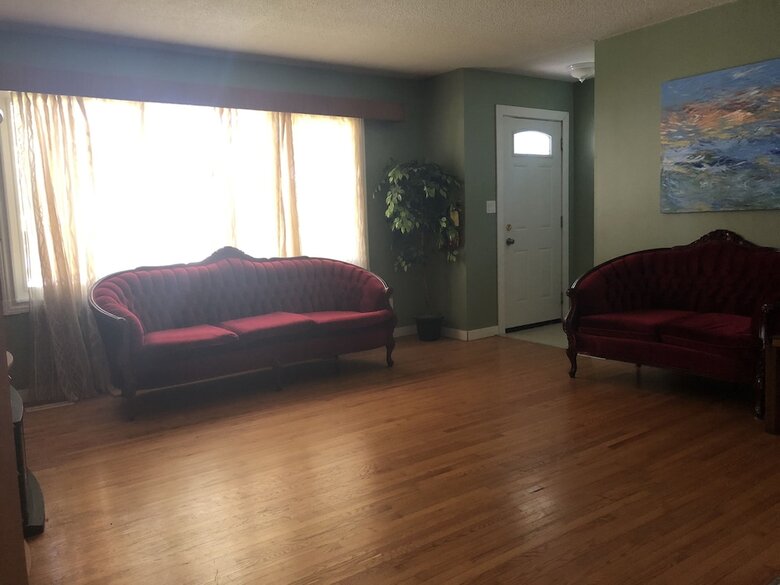 Private Rooms In Central Edmonton