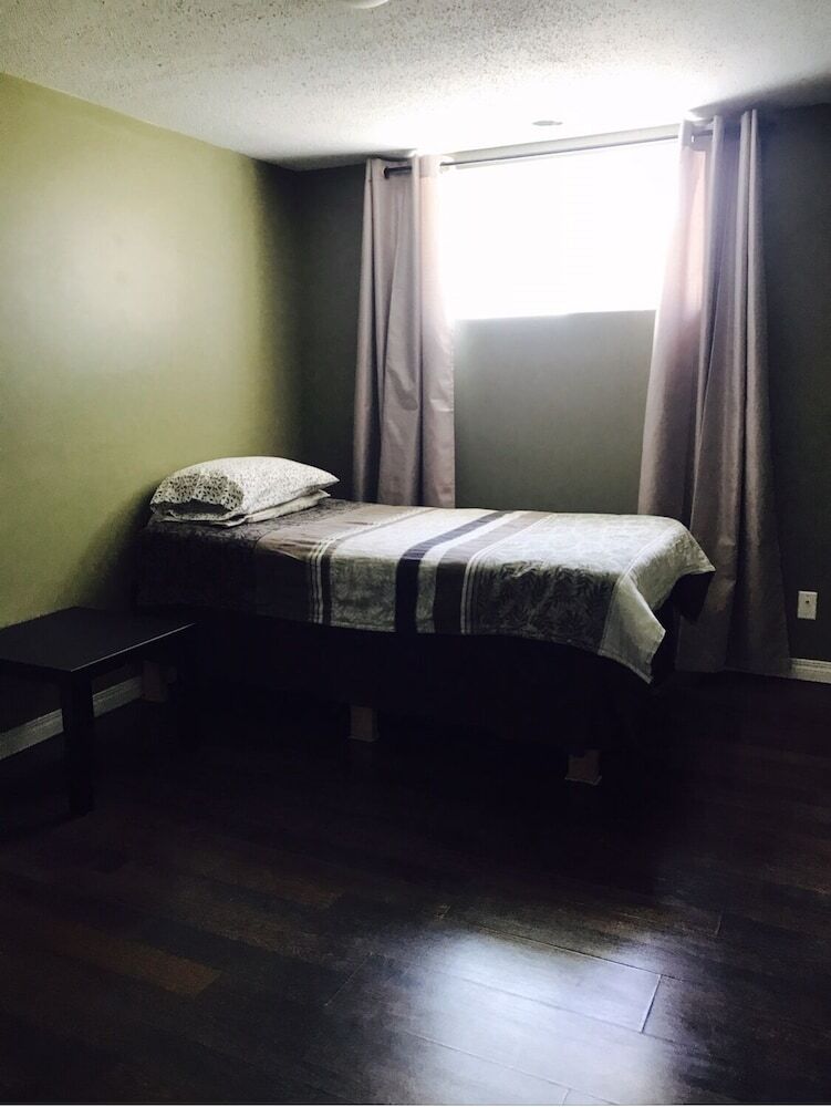 Private Rooms In Central Edmonton