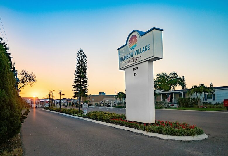 Rainbow Village Of Largo