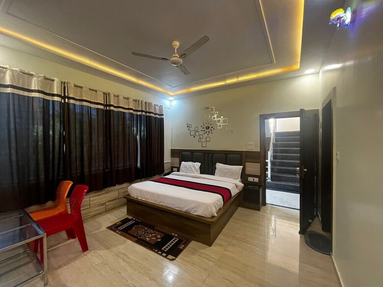 Hotel Taj Nice Point By Taj Sunrise Grp