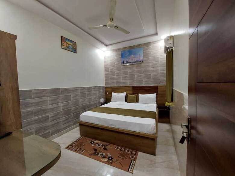 Hotel Taj Nice Point By Taj Sunrise Grp
