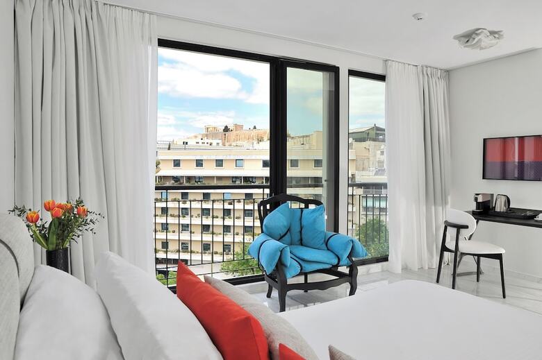 The Athenaeum Luxury Hotel