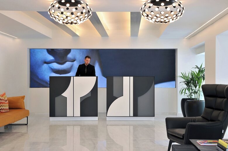 The Athenaeum Luxury Hotel