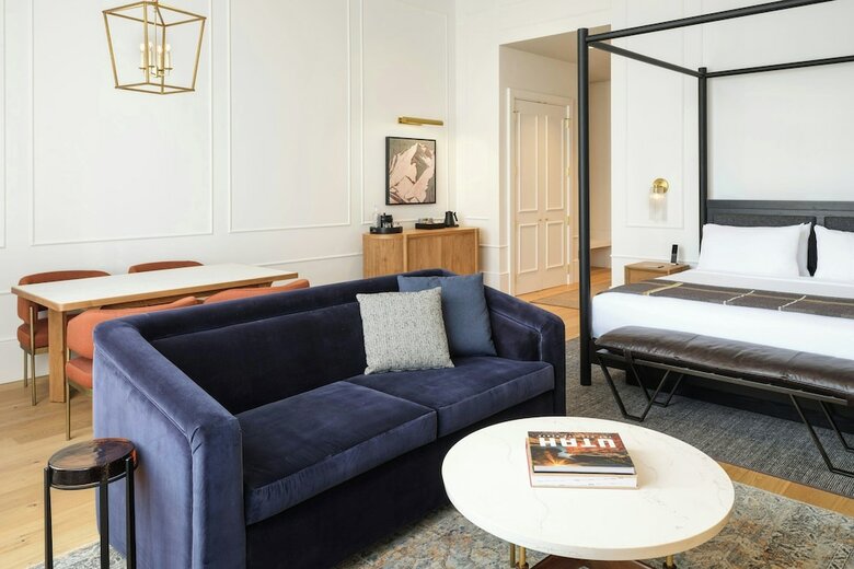 Hotel Asher Adams, Autograph Collection
