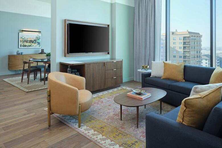 Hotel Asher Adams, Autograph Collection