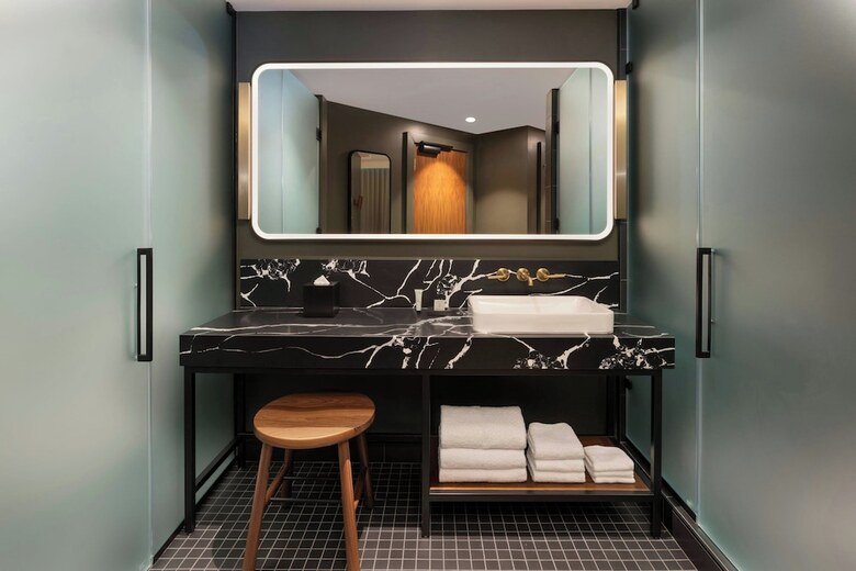 Hotel Asher Adams, Autograph Collection