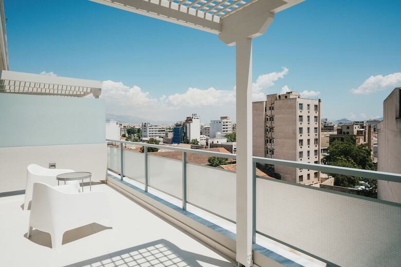 Hotel Gallery Central Piraeus Port