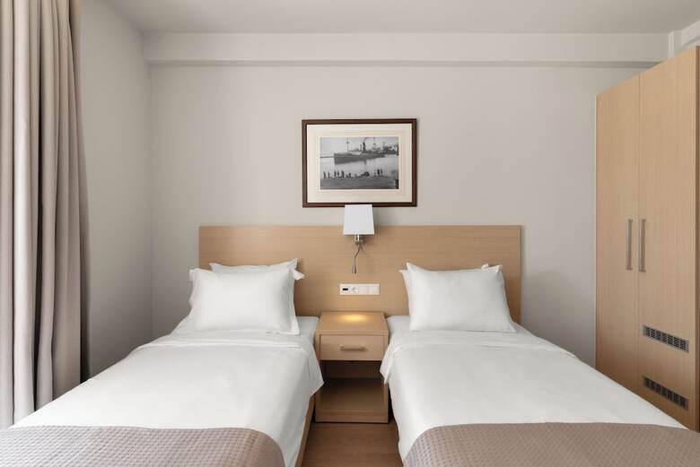 Hotel Gallery Central Piraeus Port