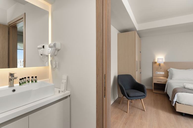 Hotel Gallery Central Piraeus Port