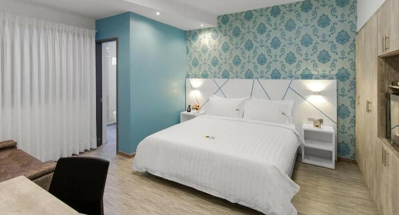 Luma Plaza Hotel