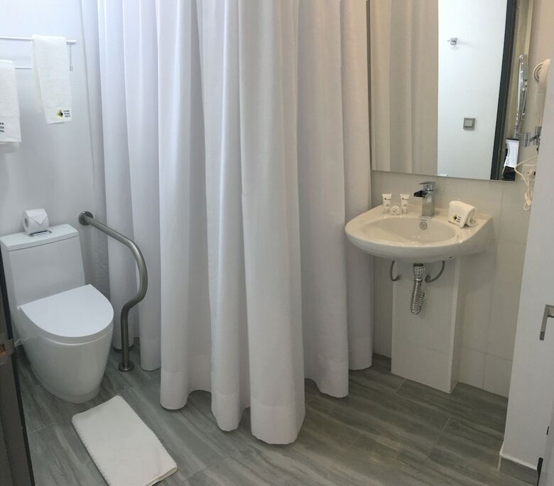 Luma Plaza Hotel