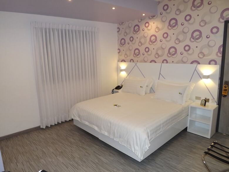 Luma Plaza Hotel