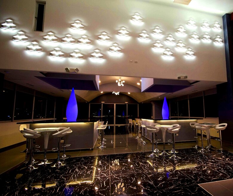 Luma Plaza Hotel