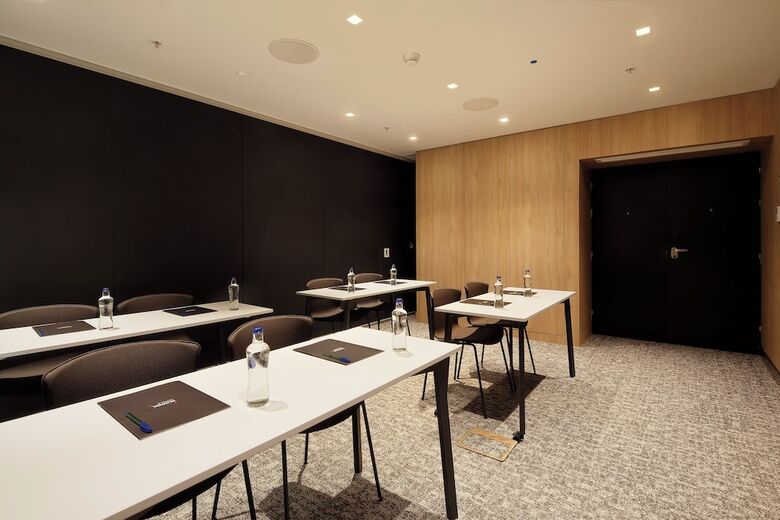 Hotel Ikonik Miraflores