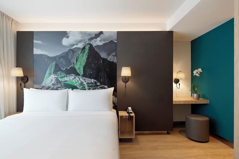 Hotel Ikonik Miraflores