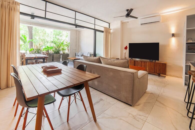 Hotel Biul�