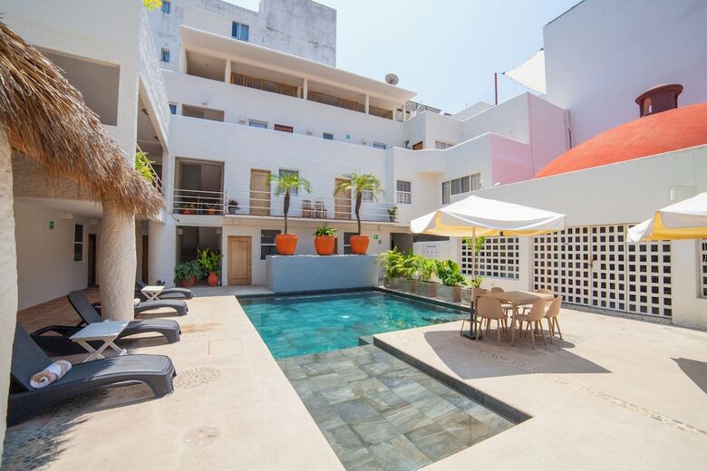 Hotel Biul�