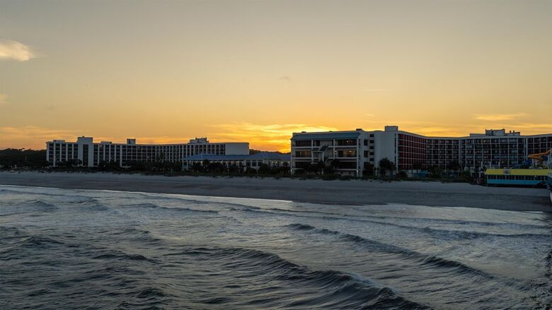 The Ellie Beach Resort Myrtle Beach, Tapestry By Hilton