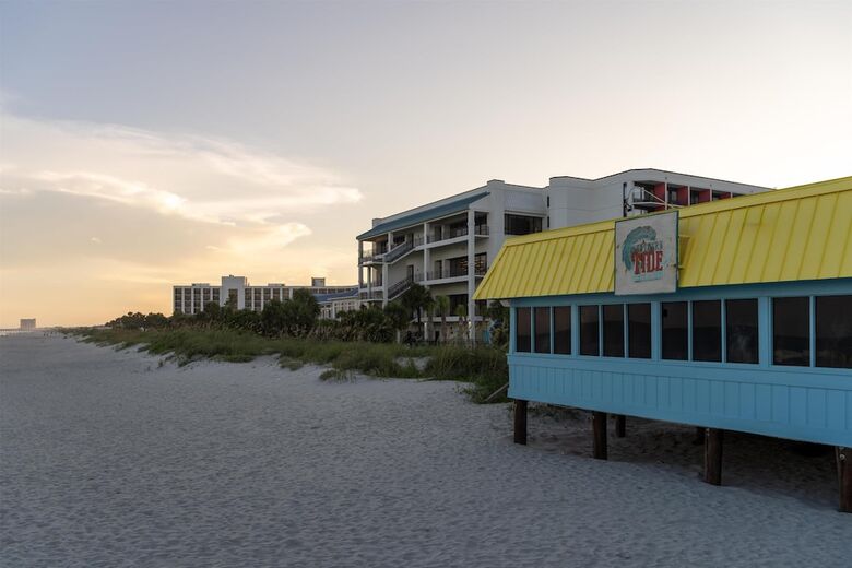 The Ellie Beach Resort Myrtle Beach, Tapestry By Hilton