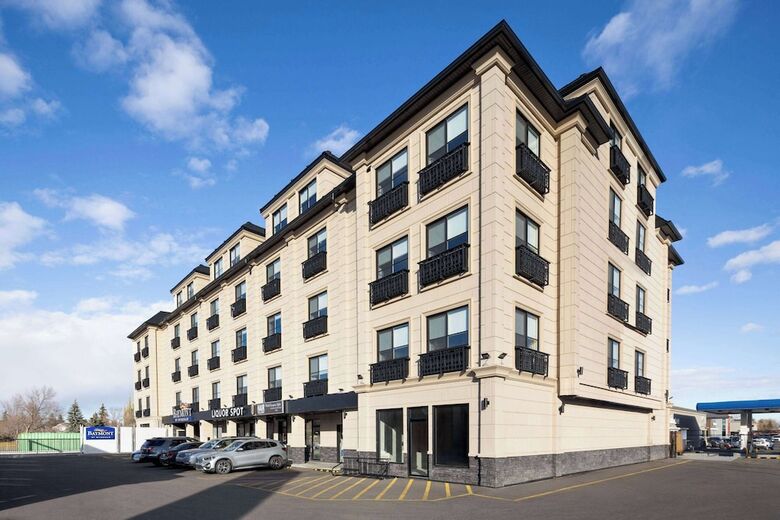 Hotel Baymont By Wyndham West Edmonton