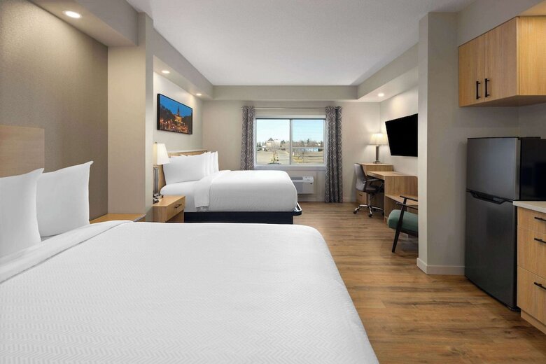 Hotel Baymont By Wyndham West Edmonton