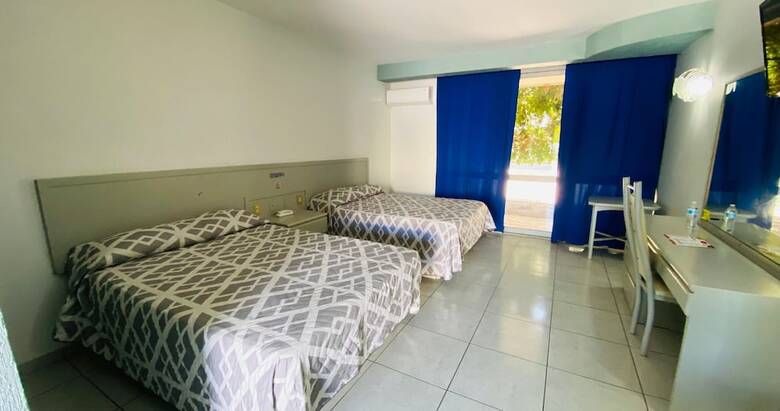 Hotel La Cascada Express
