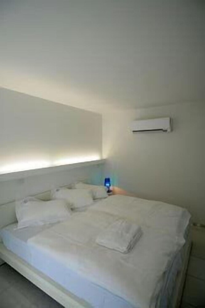Maison Bousson Bed & Breakfast