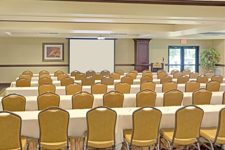 Hotel Wingate By Wyndham Charleston