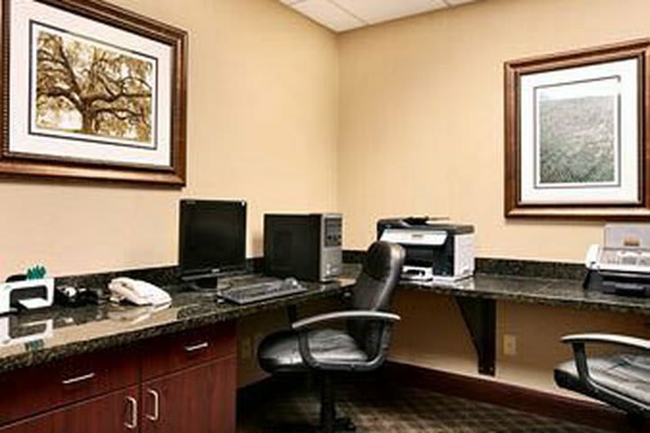 Hotel Wingate By Wyndham Charleston