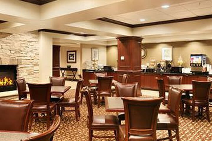 Hotel Wingate By Wyndham Charleston
