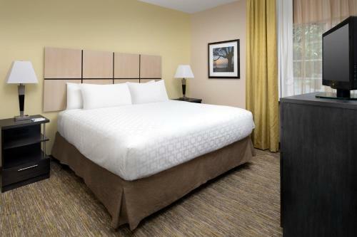 Hotel Candlewood Suites Charleston-ashley Phosphate