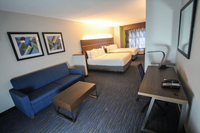 Holiday Inn Express Hotel & Suites Charleston - North