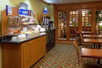 Holiday Inn Express Hotel & Suites Charleston - North