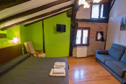 Hostal Zumargain