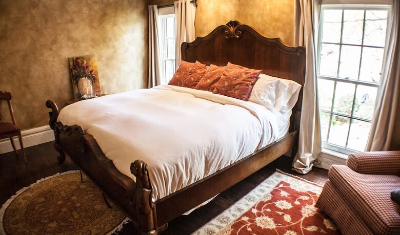Bed & Breakfast Judson Heath Colonial Inn