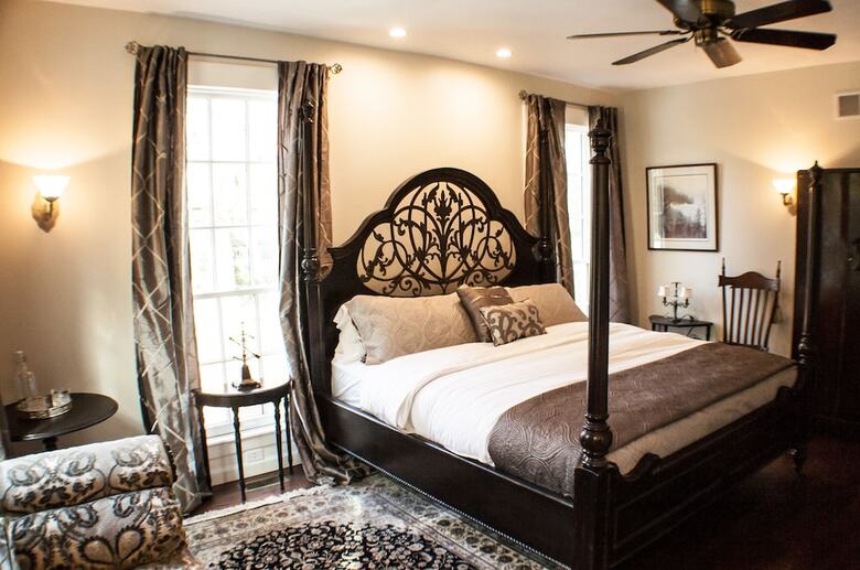 Bed & Breakfast Judson Heath Colonial Inn